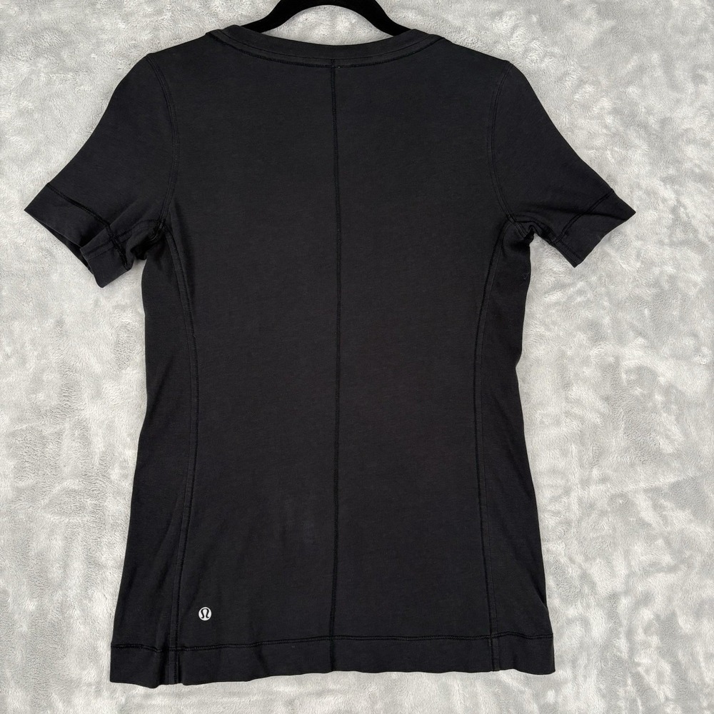 Lululemon Black Short Sleeve T-Shirt Size 6 Top Logo Pima Cotton Spandex DEFECTS - Picture 9 of 11